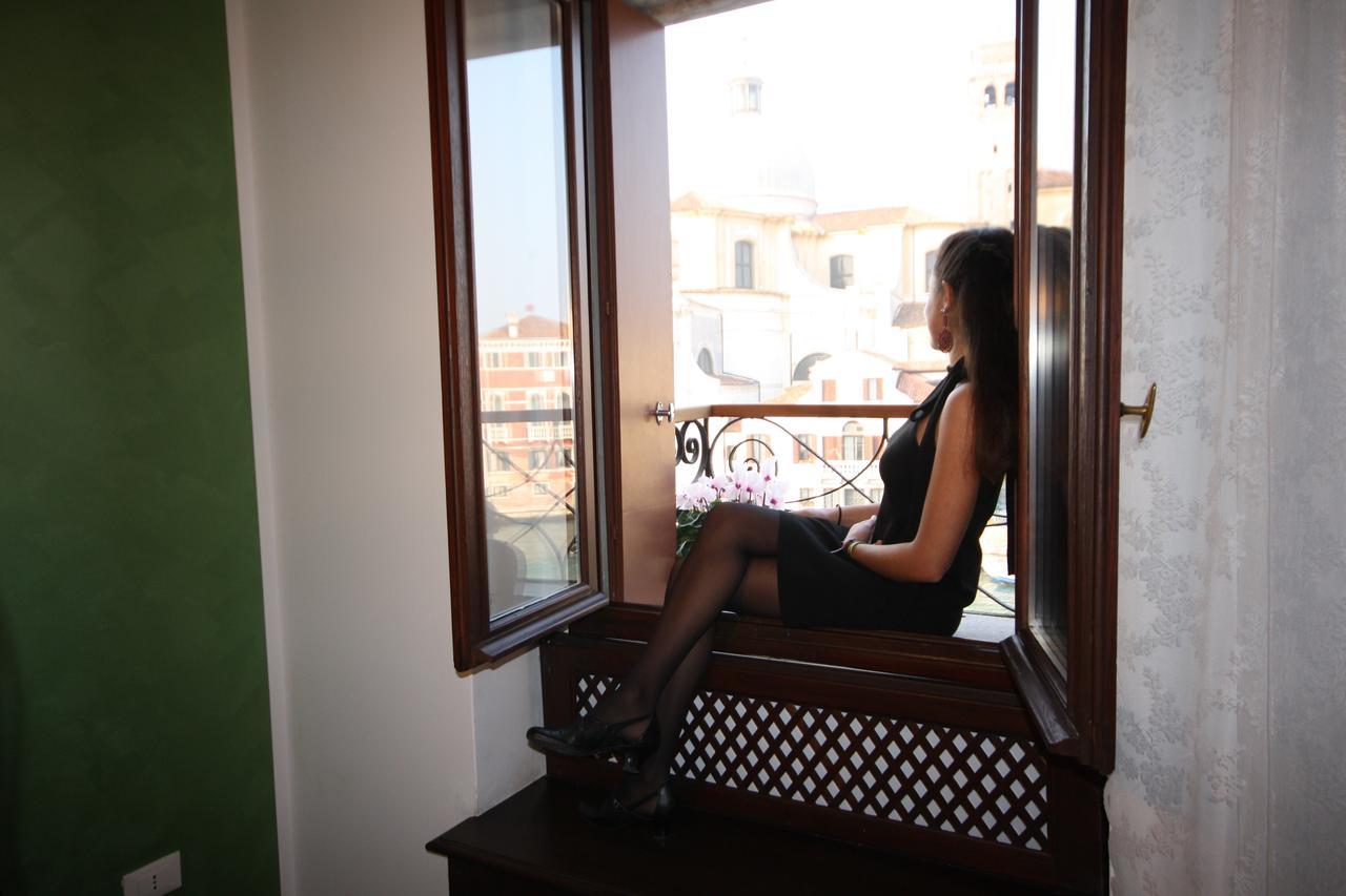 B&B Vista Sul Canal Grande เวนิส ภายนอก รูปภาพ