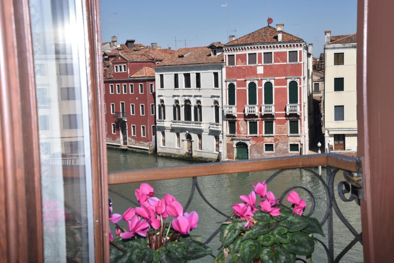 B&B Vista Sul Canal Grande เวนิส ภายนอก รูปภาพ